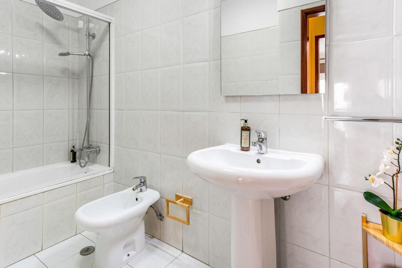 1Br Infante Flat In Quarteira By Lovelystay Eksteriør bilde