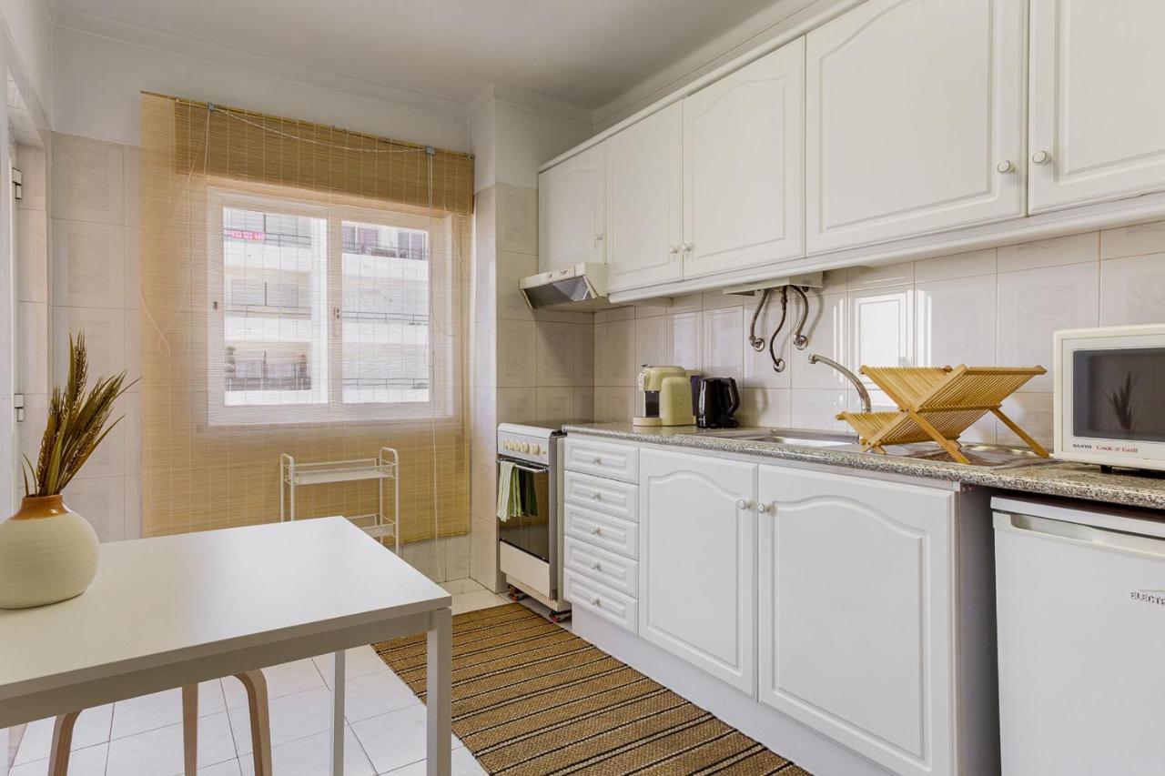 1Br Infante Flat In Quarteira By Lovelystay Eksteriør bilde